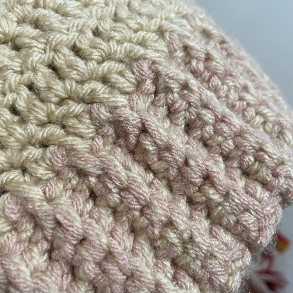 Handmade‎ Bonnet Oatmeal/Pink With Bobbles, Tassel Tie Baby Girl 12-18 Month